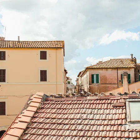 Il Campanile Sutri